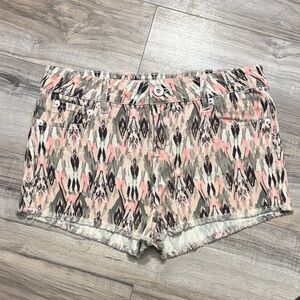 Dollhouse Multicolor Patterned Jean Shorts